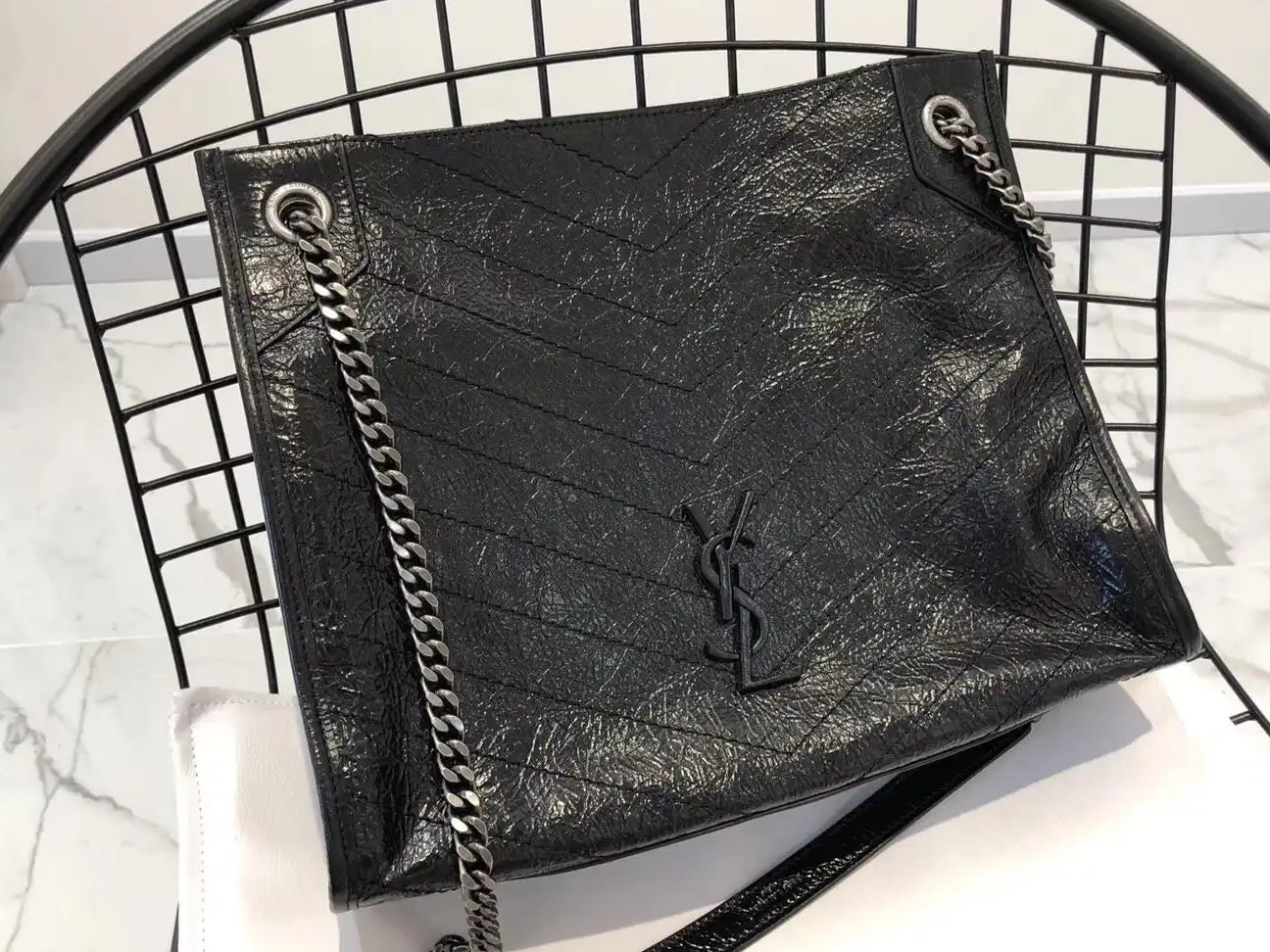 YSL BAG SHOPPING NIKI 0618